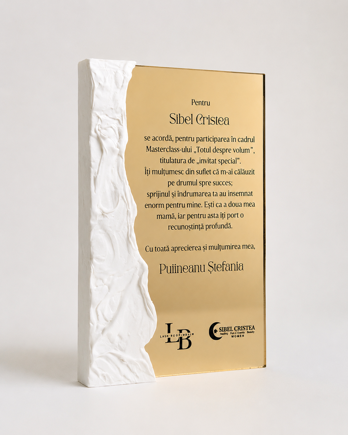 Trofeu efect marmură 3D plexiglass auriu gravat
